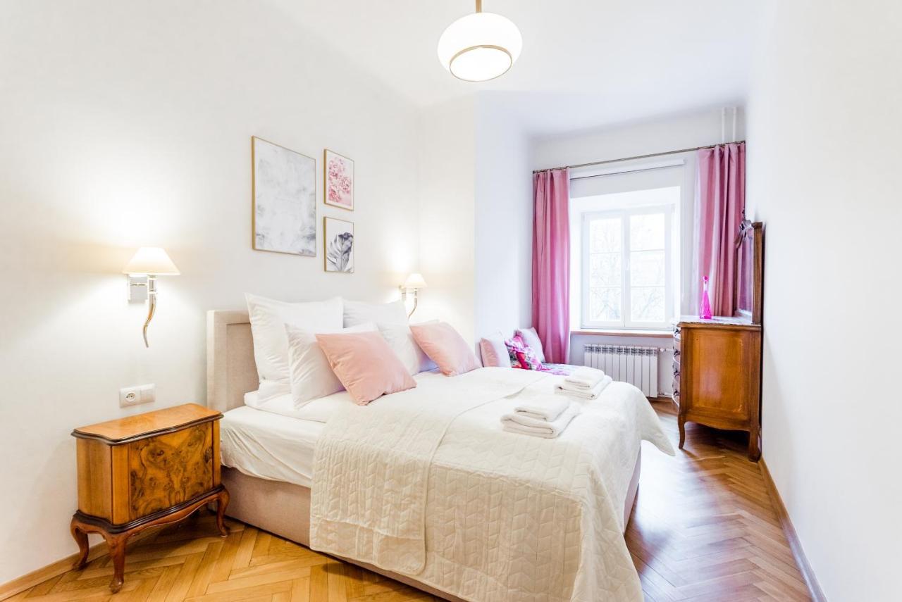 Ego Apartments Old Town II Варшава Экстерьер фото